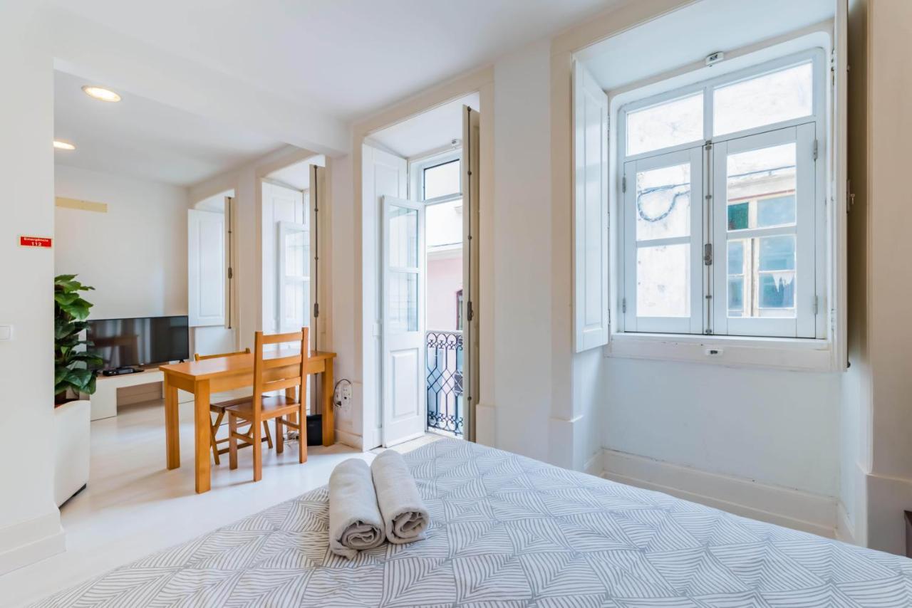 R3 - Coimbra Lovers - Mondego Suite Bagian luar foto